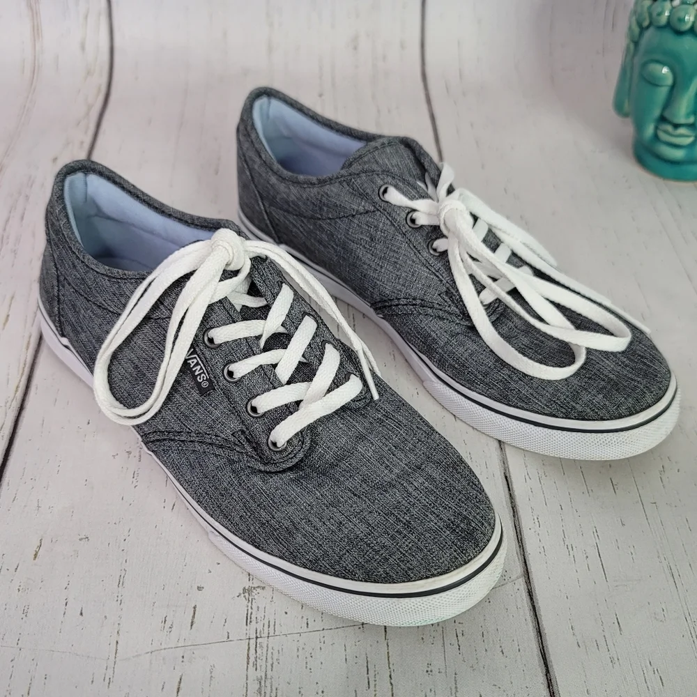 Vans Classic Canvas Gray/White Low Top Skate Casual Shoe Women's Size 6.5 - Picture 1 of 14
